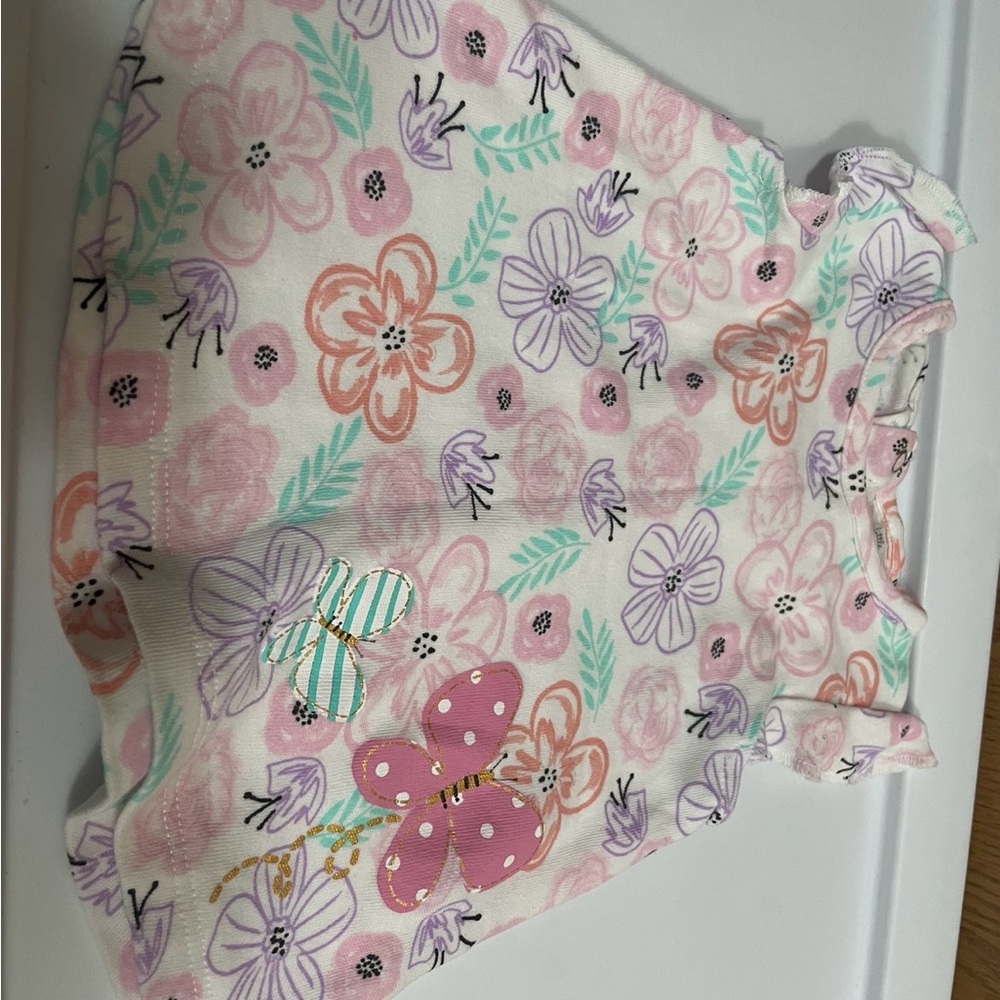 Baby girl shirt and shorts set - Picture 5 of 8